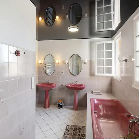 De La Tour Rouge Feriehus